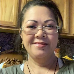 Meet your Posher, Loraine